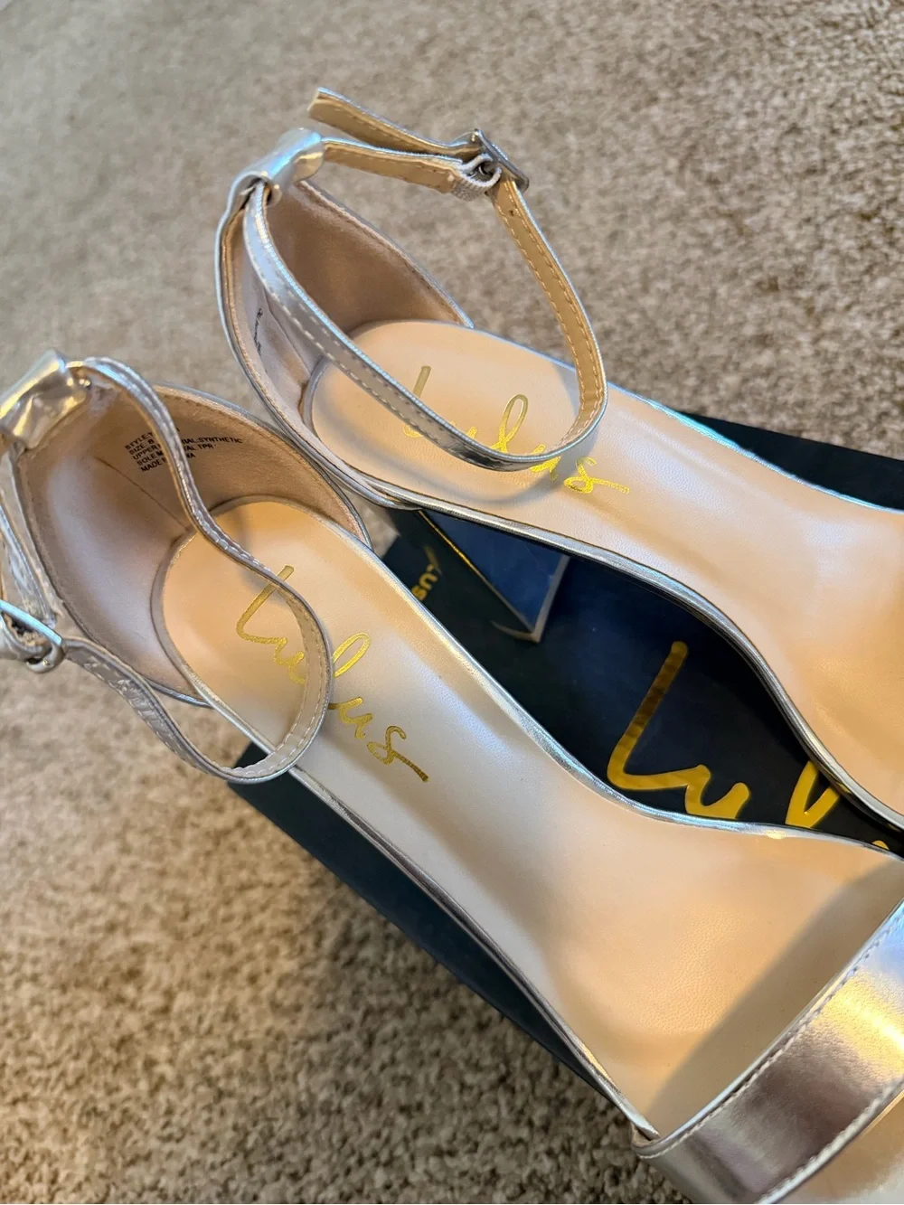 Lulus sleek silver